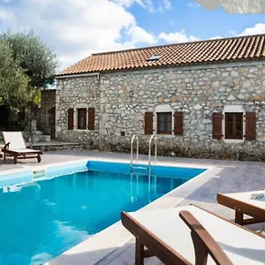 https://1841-petrino.kefaloniahotels.net